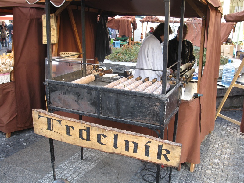 Typical place to enjoy trdelník in the streets of Prague