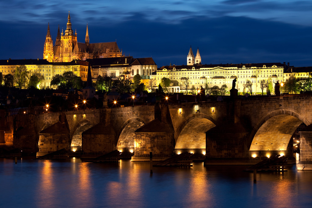 Charles_bridge_Prague