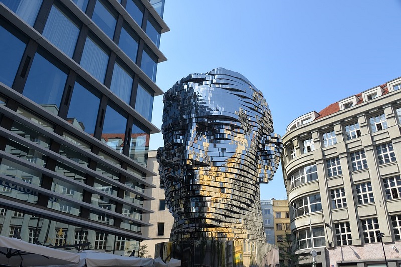 sculpture-kafka